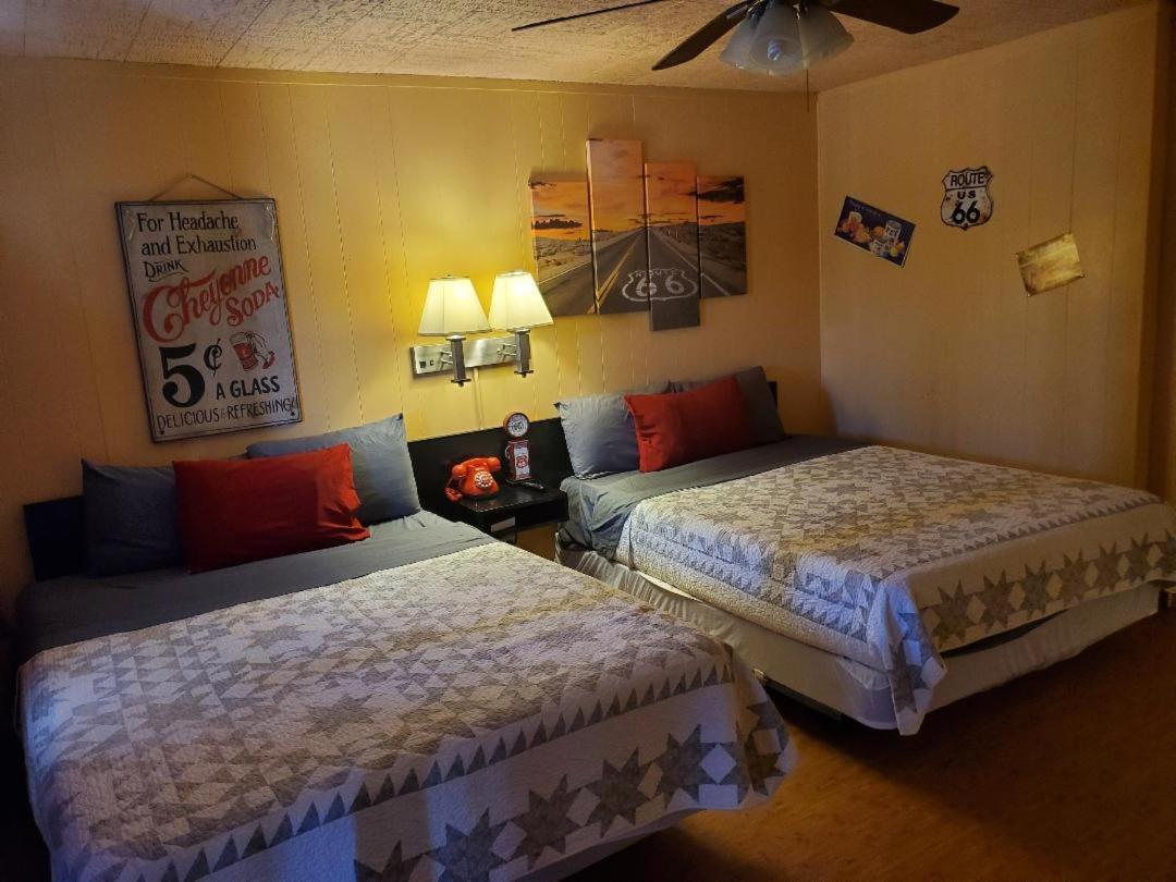 Brad'S Desert Inn Holbrook Εξωτερικό φωτογραφία